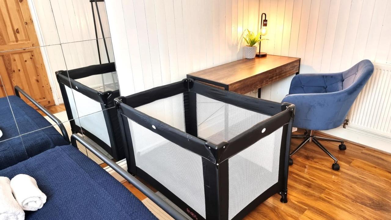 דירות לונדון 3 Bed Flat O2 Arena Dyson House מראה חיצוני תמונה